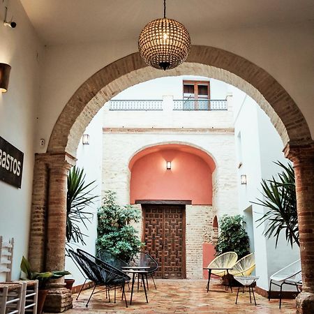 Hostal Cafe Frenteabastos Carmona  Extérieur photo