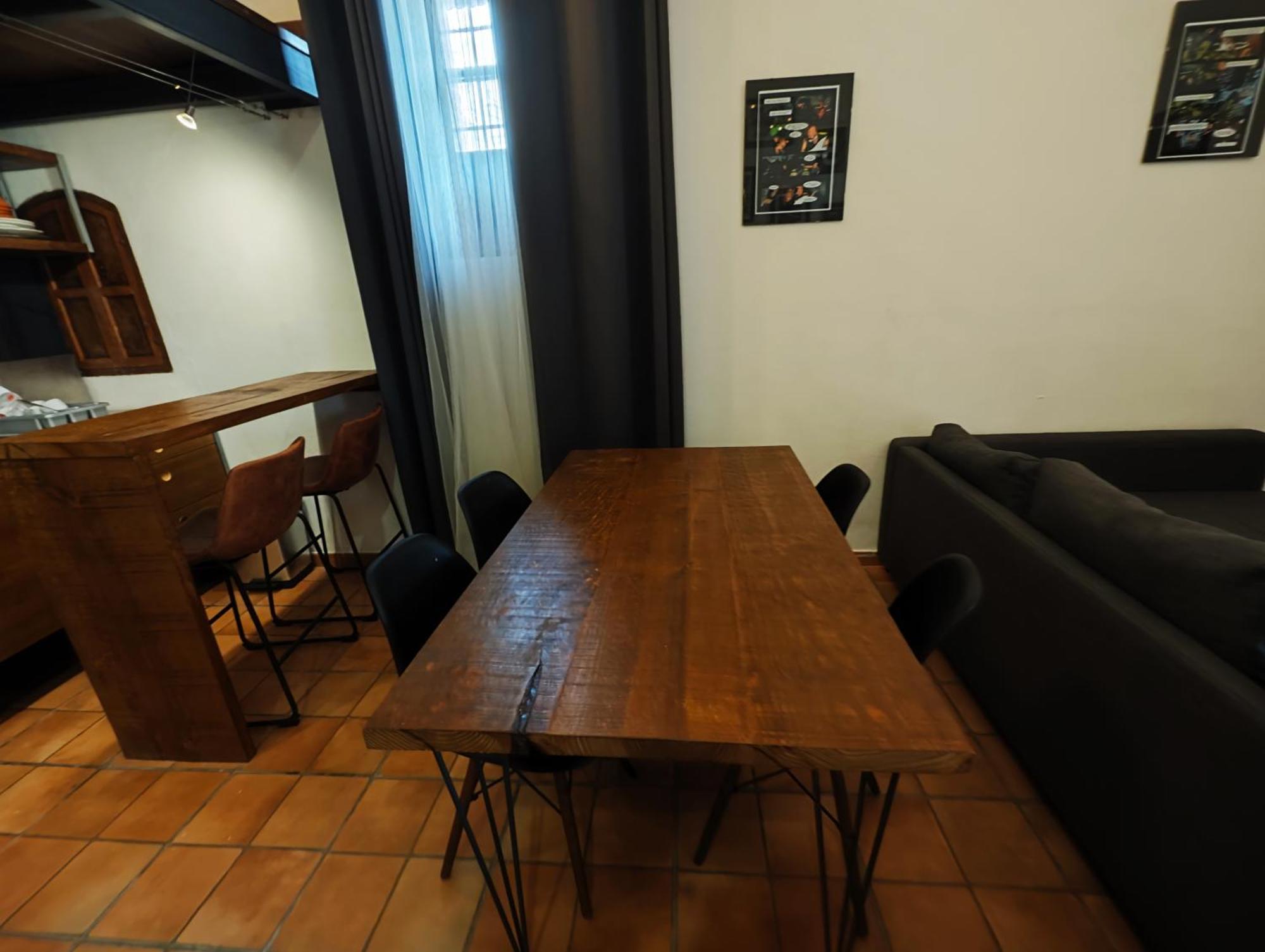 Hostal Cafe Frenteabastos Carmona  Extérieur photo