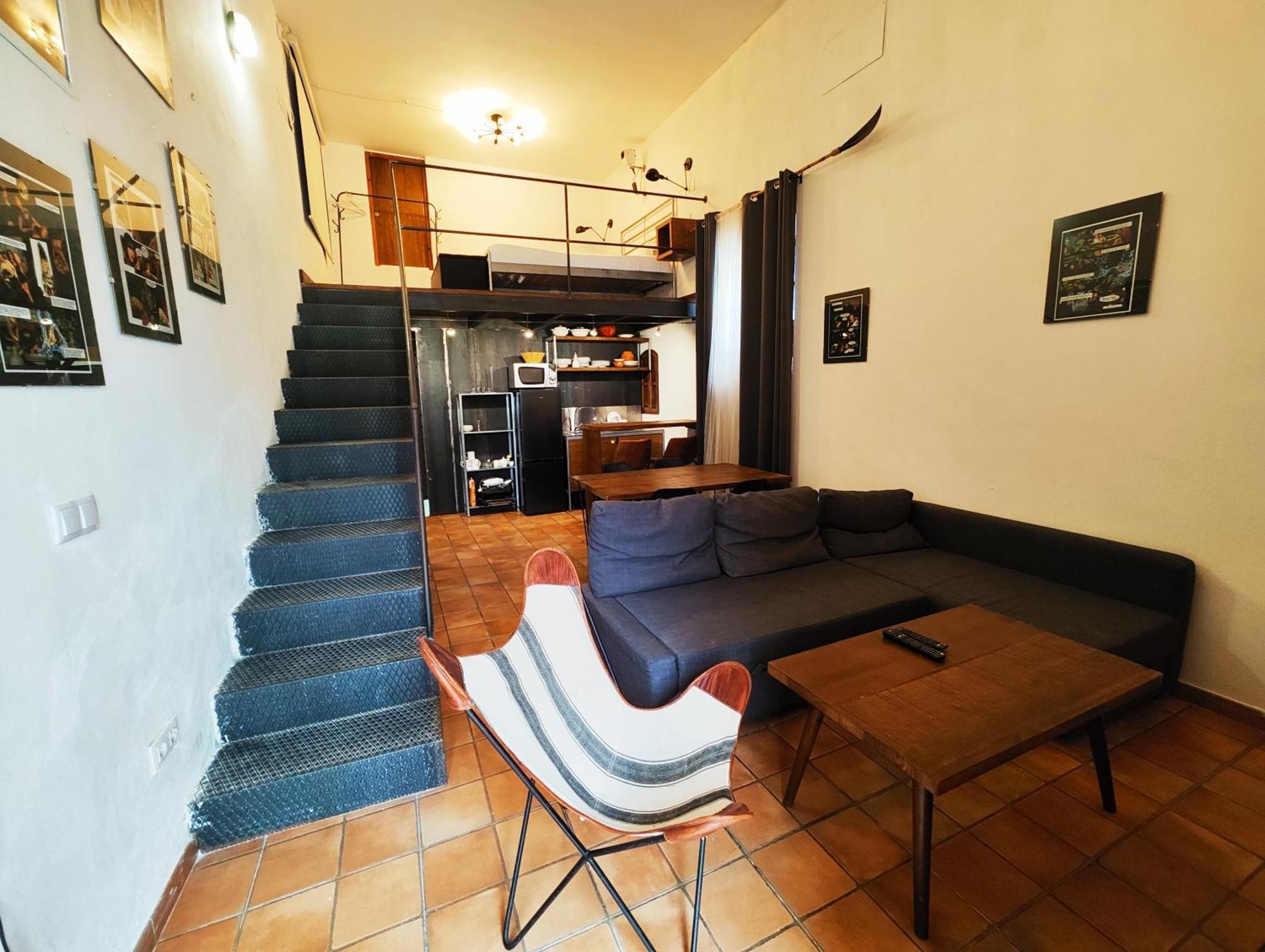 Hostal Cafe Frenteabastos Carmona  Extérieur photo
